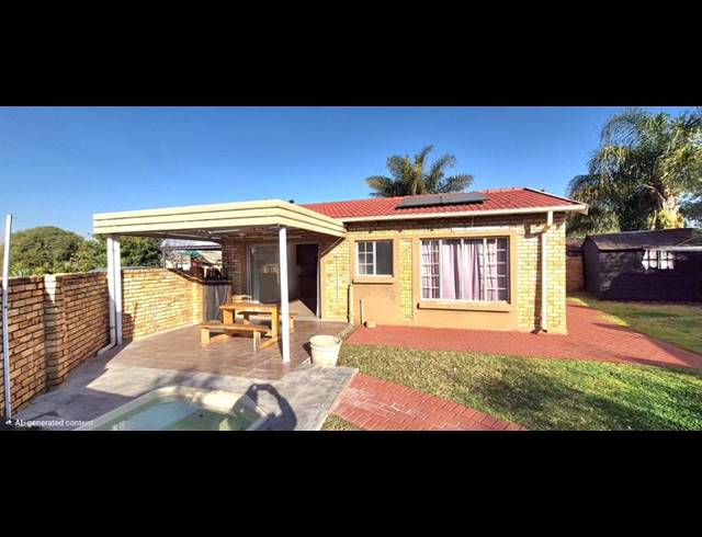 2 BEDROOM TOWNHOUSE FOR SALE IN HEUWELSIG ESTATE